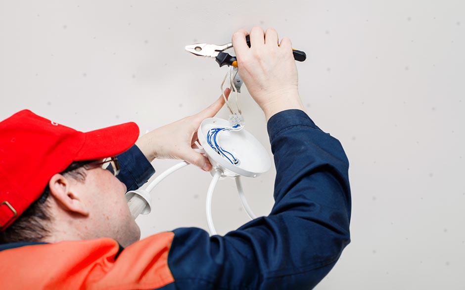 tarif d'un électricien Le Blanc-Mesnil